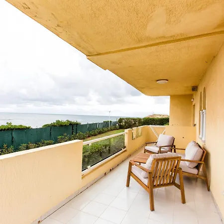 106 Playa Dorada J-1 *