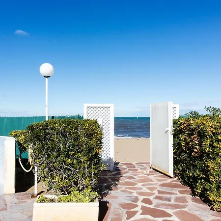 106 Playa Dorada J-1